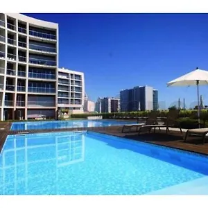 Charming With Terrace And Pool In Appartement